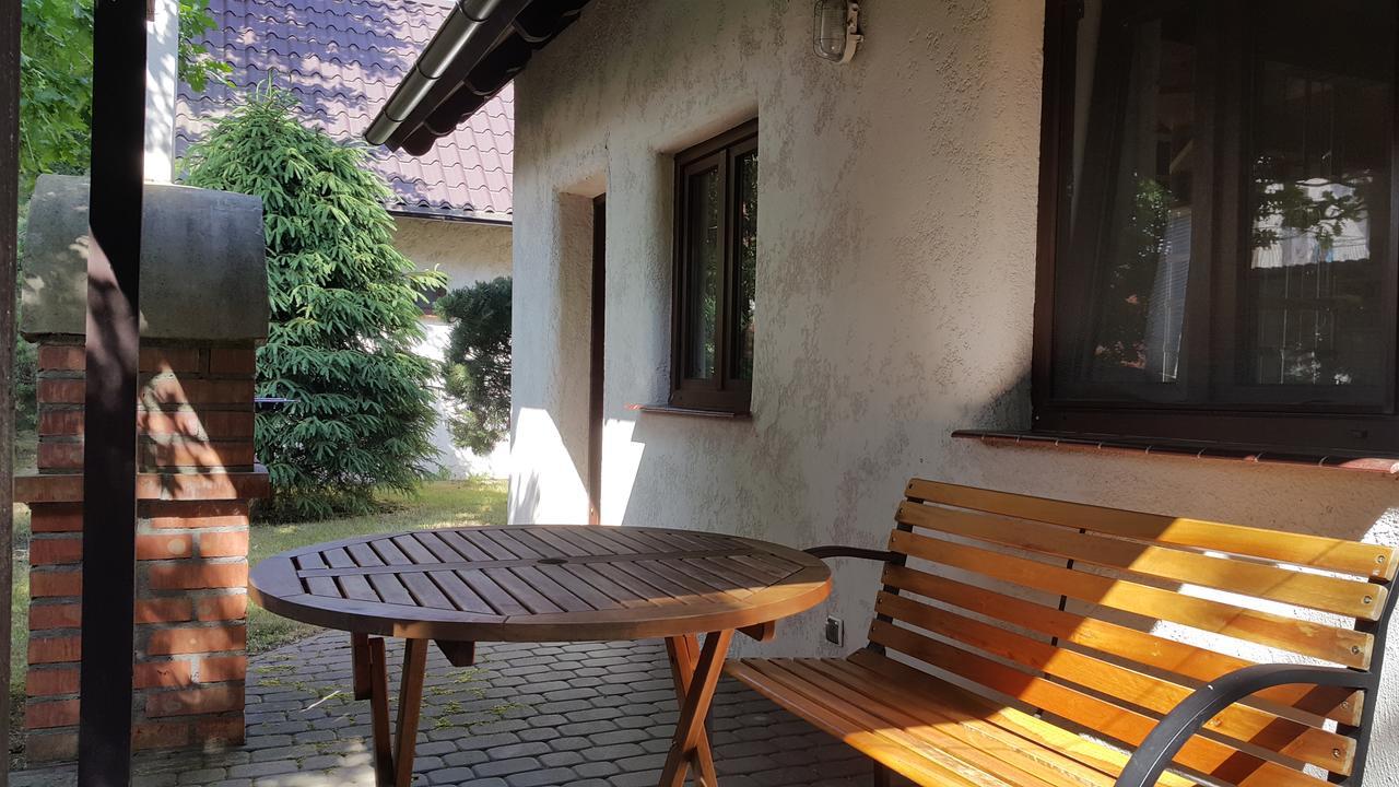 Villa Osada Pod Czerwonym Debem - Czarny Mlyn Jastrzębia Góra Exterior foto